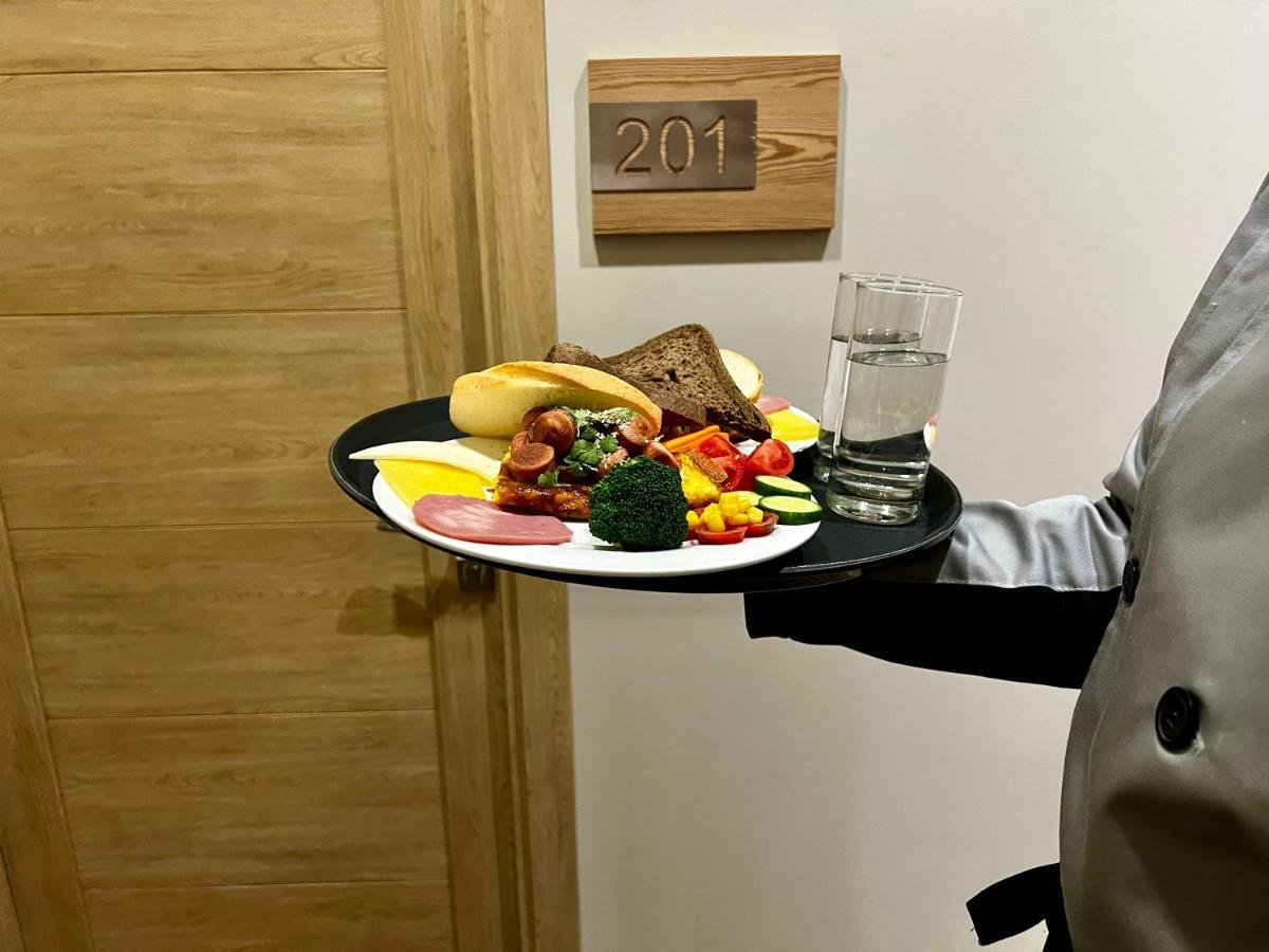 Bristol Hotel Taszkent Zewnętrze zdjęcie